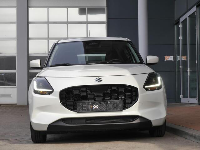 Suzuki SWIFT 1.2 Comfort Smart Hybrid | Navigatie | Camera | Keylesse entry & Start | Airco | Adaptive Cruise control