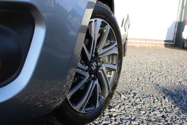 Suzuki SWIFT 1.2 Style Smart Hybrid Navigatie, Keyless, Stijl Uitvoering!