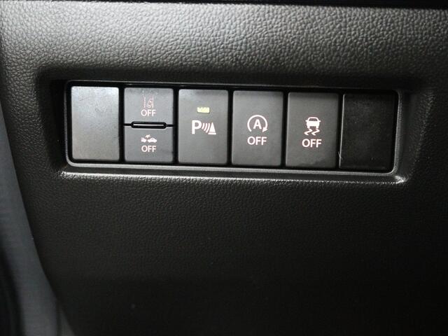 Suzuki SWIFT 1.2 Style Smart Hybrid | Apple Carplay / Android Auto | Cruise Control | Climate Control | Keyless Entry |