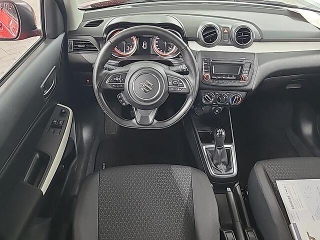 Suzuki SWIFT 1.2 Comfort Smart Hybrid