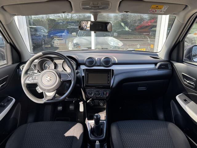 Suzuki SWIFT 1.2 Select * Achteruitrijcamera * Stoelverwarming *