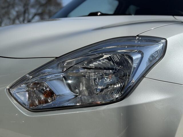 Suzuki SWIFT 1.2 Select * Achteruitrijcamera * Stoelverwarming *