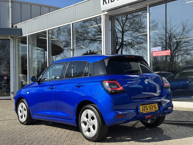 Suzuki SWIFT 1.2 Select Smart Hybrid * Stoelverwarming * Achteruitrijcamera * Apple carplay *