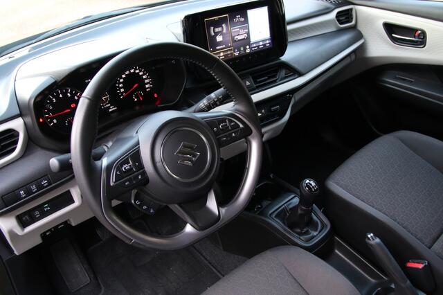 Suzuki SWIFT 1.2 Style Smart Hybr