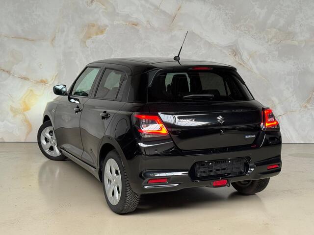 Suzuki SWIFT 1.2 Style Smart Hybrid