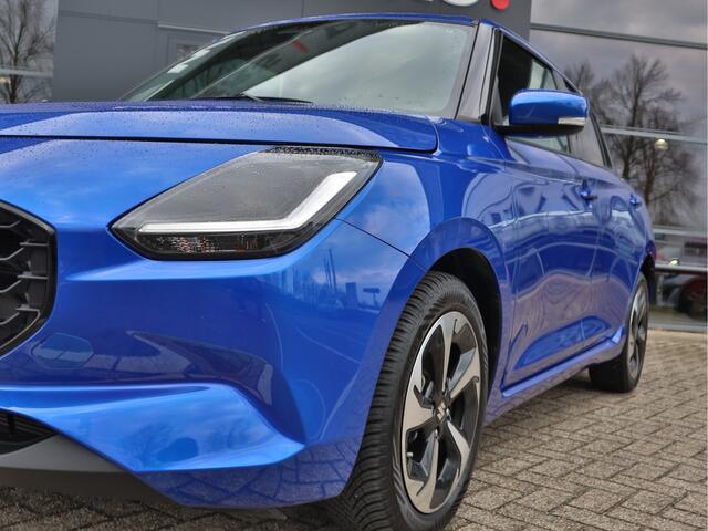 Suzuki SWIFT 1.2 Style Smart Hybrid CVT Automaat | Navigatie | Camera | Stoelverwarming | All seasons | tot 10 jaar garantie!