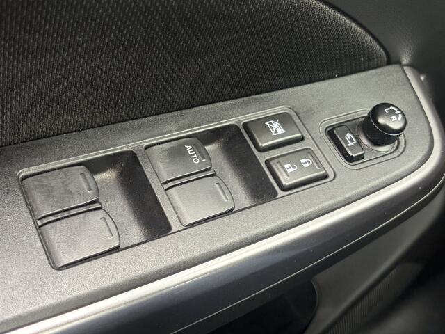 Suzuki SWIFT 1.2 Style Automaat Smart Hybrid NL Auto Bi-Tone Keyless Carplay Navi Clima Cruise