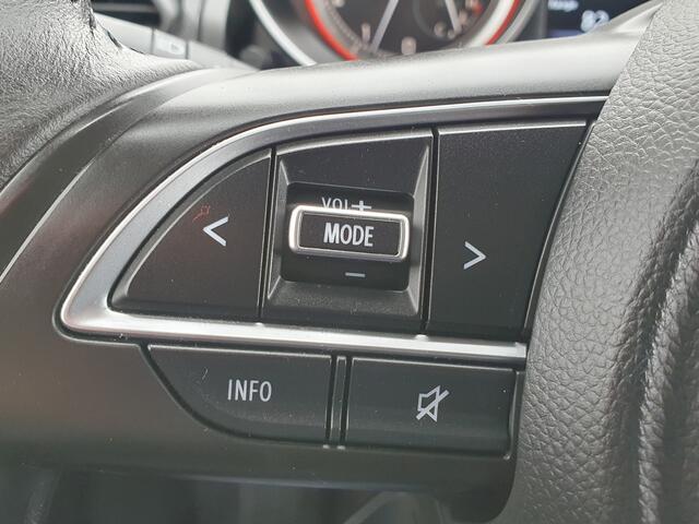 Suzuki SWIFT 1.2 Stijl Smart Hybrid Navigatie, Climate Control, Cruise Control, Keyless Entry, 16"Lm, Achteruitrijcamera