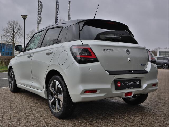 Suzuki SWIFT 1.2 Style Smart Hybrid CVT Automaat 3.012km! | Navigatie | Camera | Stoelverwarming | All seasons | tot 10 jaar garantie!