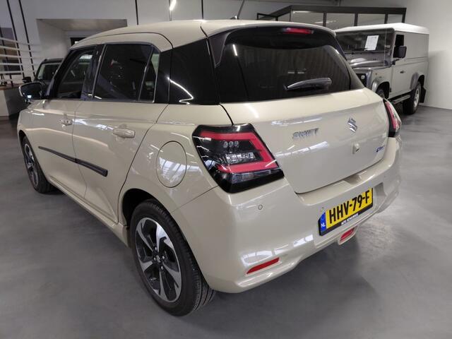 Suzuki SWIFT 1.2 STYLE SMART HYBR. NL AUTO KEYLESS ECC CAMERA NAVI ADD. CRUISE