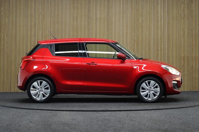 Suzuki SWIFT 1.2 Select Smart Hybrid | Navigatie | Airco | Apple Carplay & Android Auto | LM Velgen | Stoelverwarming