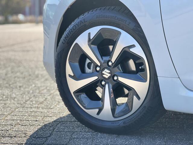 Suzuki SWIFT 1.2 Style Smart Hybrid Automaat | Lage KM-Stand | All Season Banden | Apple Carplay& Android Auto | Climate Control | Adaptieve Cruise Control