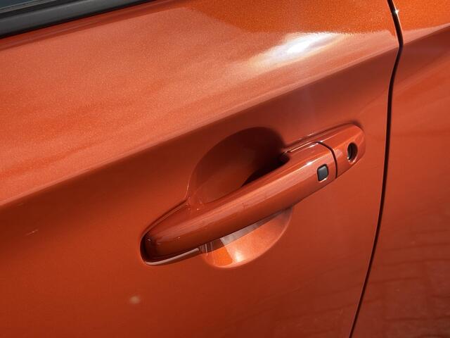 Suzuki SWIFT 1.2 Style Smart Hybrid Automaat Carplay/Navi/Clima