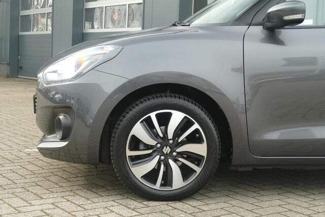 Suzuki SWIFT 1.2 Stijl | All season | Navi | Camera | Rijklaarprijs!