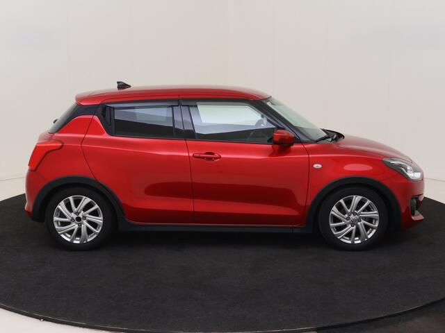 Suzuki SWIFT 1.2 Hybrid Action | Adap. Cruise | Camera | Carplay/Android Auto