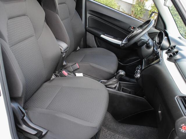 Suzuki SWIFT 1.0 Stijl Automaat | Navi | Adap. Cruise | Clima | Camera | Lm-Velgen