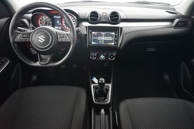 Suzuki SWIFT 1.2 Style Smart Hybrid