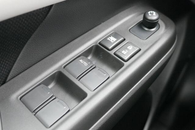 Suzuki SWIFT 1.2 Select Smart Hybrid | DEMO | RIJKLAARPIJS |