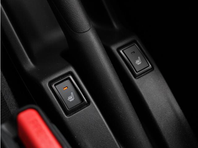 Suzuki SWIFT 1.2 Style Smart Hybrid Navigatie, Stoelverwarming, Achteruitrijcamera, Cruise Control Adaptief