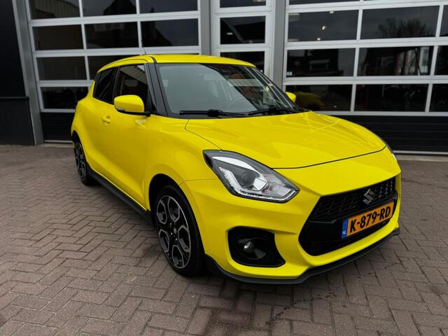 Suzuki SWIFT 1.4 BOOSTERJET SPORT / CARPLAY / NAVI / CARBON PAKKET / LED / CRUISE / CARPLAY / LAGE KMS!