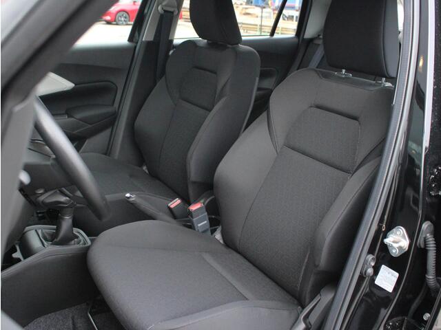 Suzuki SWIFT 1.2 AVB Black Edition Smart Hybrid 16" Lichtmetalen Velgen, All-Seasons, Carplay/Android Auto, Achteruitrijcamera, Keyless Go