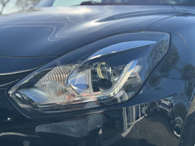 Suzuki SWIFT 1.2 Stijl Smart Hybrid * Stoelverwarming * Achteruitrijcamera *