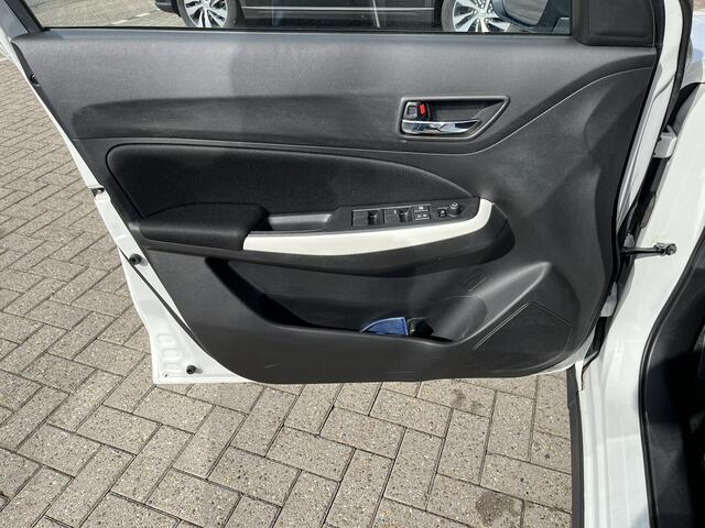 Suzuki SWIFT 1.2 Stijl Smart Hybrid Sportline | GT pakket | Spoiler | Dealeronderhouden |