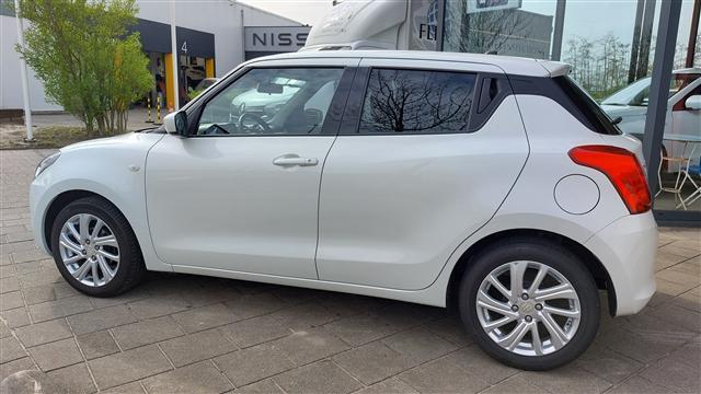 Suzuki SWIFT 1.2 SMART HYBRID SELECT AUTOMAAT