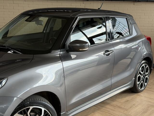 Suzuki SWIFT 1.4 Sport Smart Hybrid | Navi | ACC | 17" | Dodehoek | Carplay | Camera | 100% Onderhouden!