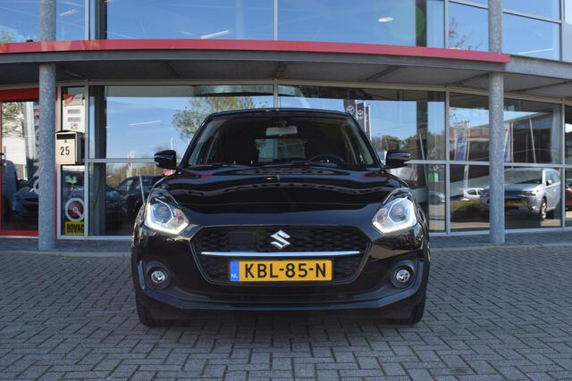 Suzuki SWIFT 1.2 Style Smart Hybrid | Navigatie | Camera | Sensoren | Stoelverwarming | Cruise Control | 16 inch LM