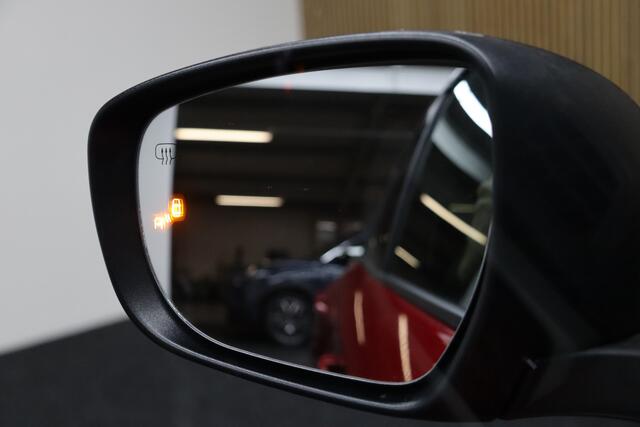 Suzuki SWIFT 1.2 Select Smart Hybrid | Adaptive-cruise | Camera | Apple Carplay & Android Auto | Navigatie | Keyless | Stoelverwarming | LM Velgen | Dodehoekdetectie