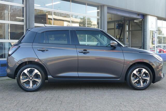Suzuki SWIFT 1.2 Style Smart Hybrid | Nieuw | Voorraad | Navigatie | Camera |