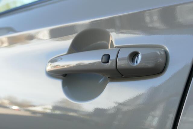 Suzuki SWIFT 1.2 Select Smart Hybrid | Nieuw | Voorraad | Navigatie | Camera |