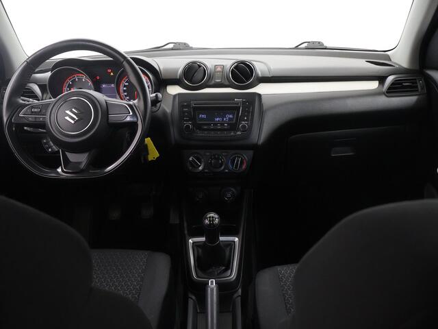 Suzuki SWIFT 1.2 Comfort | Airconditioning | Cruise Control | Bluetooth | Afneembare Trekhaak | LED |