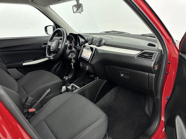 Suzuki SWIFT 1.2 Select Navi Lage KM! | Stoelverwarming | Achteruitrijcamera | Bestuurdersstoel In Hoogte Verstelbaar | Buitenspiegels Elektrisch Verwarmd |