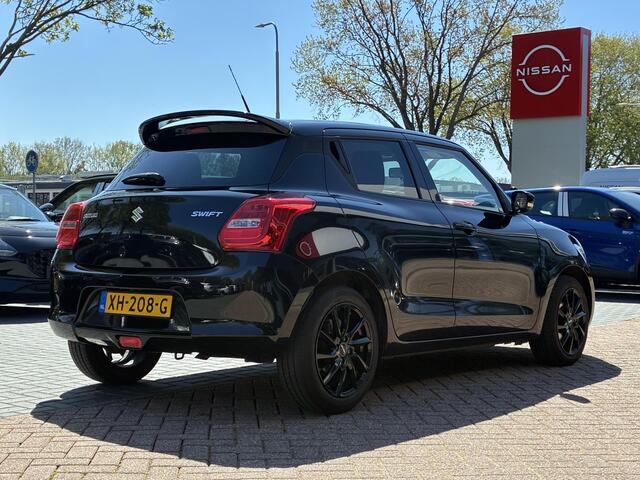 Suzuki SWIFT 1.0 Stijl Automaat 110PK | Achteruitrijcamera | Adaptieve Cruise Control | Climate Control | Carplay | Navigatie