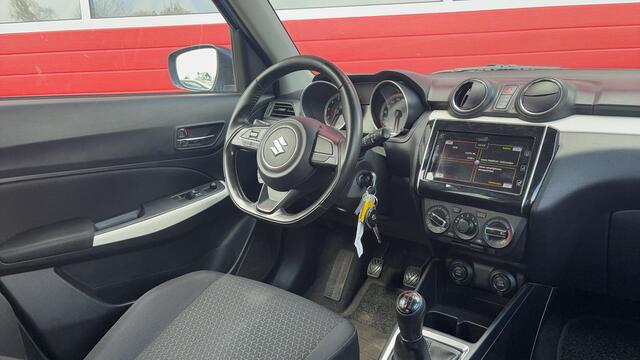 Suzuki SWIFT 1.2 Select CAMERA / ANDROID AUTO / STOELVERW / AIRCO / BLUETOOTH / DAB+ / NL-AUTO