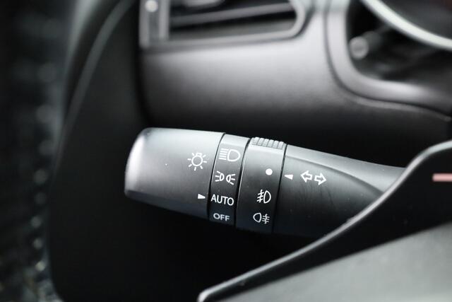 Suzuki SWIFT 1.2 Style Smart Hybrid | Navi | Adapt. Cruise | Camera | Dodehoekdet. | Apple CaRPlay | Keyless | Stoelverw.