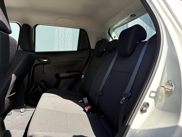 Suzuki SWIFT 1.2 Select Smart Hybrid / Apple CarPlay/Android auto / Automaat / Cruise Control / Stoelverwarming /