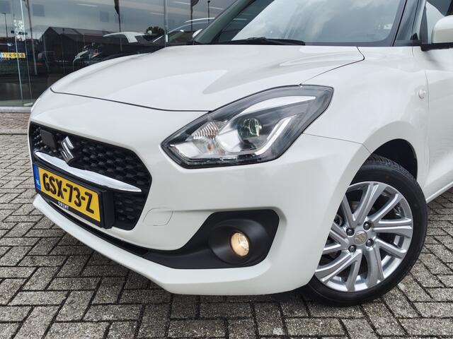 Suzuki SWIFT 1.2 Select Smart Hybrid | Cruise | Sensoren | Stoelverwarming |