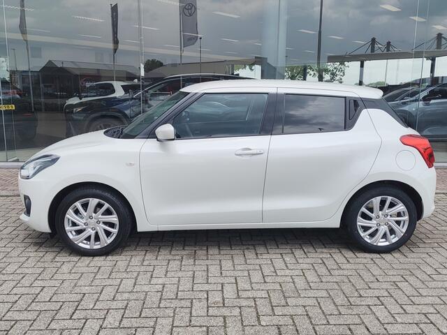 Suzuki SWIFT 1.2 Select Smart Hybrid | Cruise | Sensoren | Stoelverwarming |