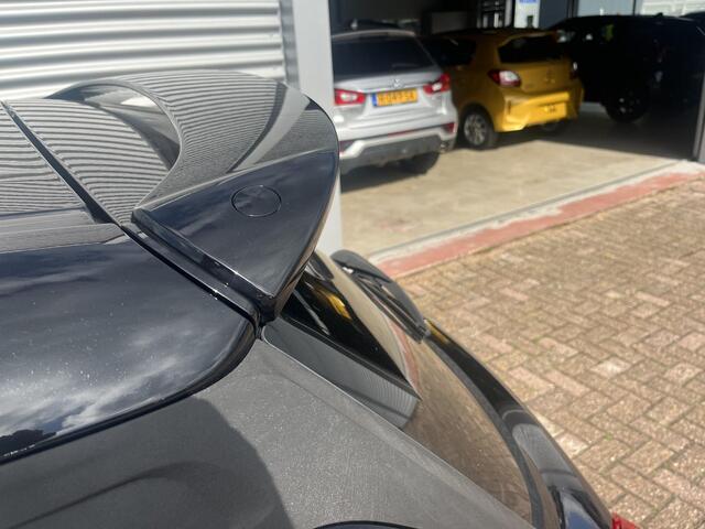 Suzuki SWIFT 1.0 Stijl Smart Hybrid Trekhaak|Apple carplay|climat control