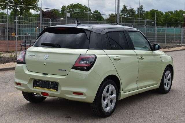 Suzuki SWIFT 1.2 Select Smart Hybrid Navigatie | Camera | Airco | LM Velgen | Stoelverwarming | Automaat |