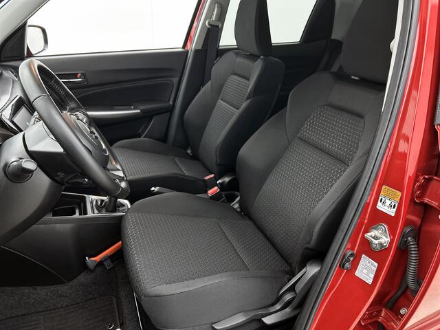 Suzuki SWIFT 1.2 Style Smart Hybrid | Dodehoek detectie | Parkeersensoren achter | Keyless Entry/start | Climate control | Apple Carplay/Android auto | Stoelverwarming | Cruise Control Apdaptive | Onderweg-naar-dealer