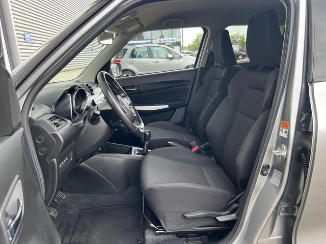 Suzuki SWIFT 1.0 Stijl Smart Hybrid | Meest Luxe Uitvoering | Apple Carplay & Android Auto | All Season Banden | Climate Control | Cruise Control