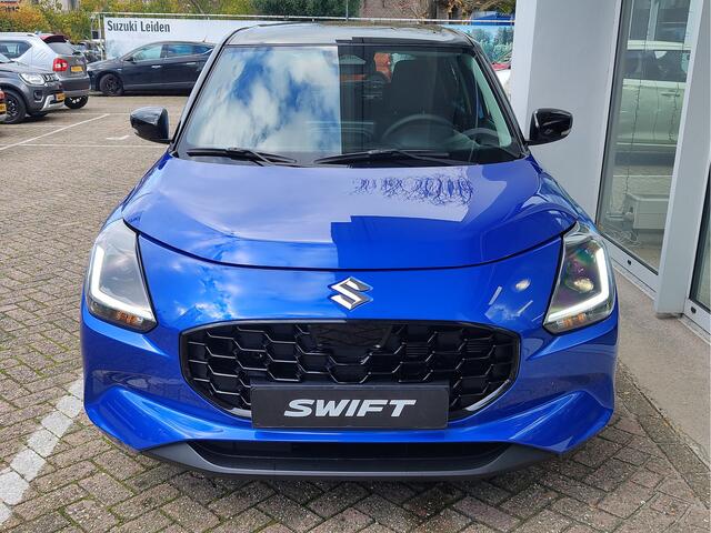 Suzuki SWIFT 1.2 STYLE SMART HYBRID AUTOMAAT Direct Leverbaar | Tot 10 JAAR GARANTIE! | Inclusief ¤ 1.700,- Voorraad Voordeel