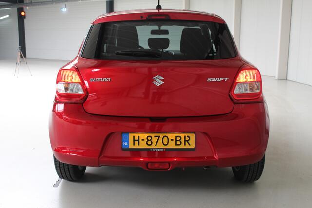 Suzuki SWIFT 1.2 Select Automaat Navigatie | Airco | Parkeercamera