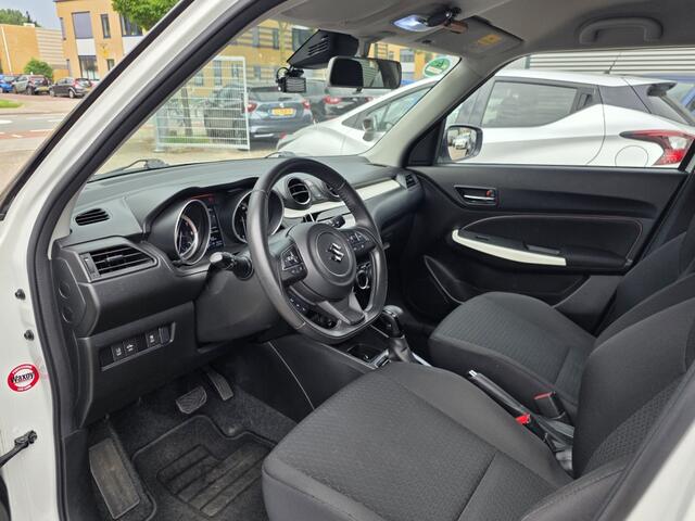 Suzuki SWIFT 1.2 Stijl navi, keyless, xenon, stoel verw, apple/andriod