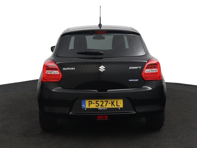 Suzuki SWIFT 1.2 Style Smart Hybrid | Automaat | Navigatiesysteem | Lichtmetalen wielen | Cruise Control |