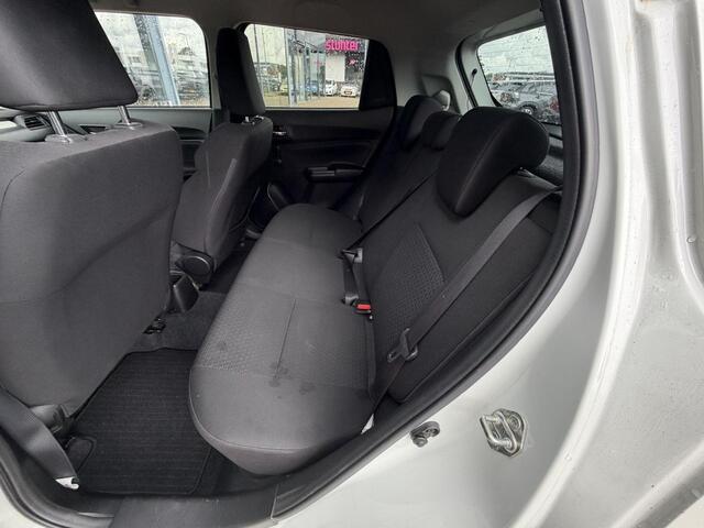 Suzuki SWIFT 1.2 Select | Trekhaak | Navigatie | Achteruitrijcamera